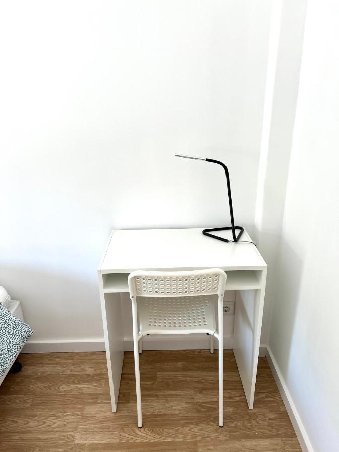 Almada Big Flat Next To Lisbon And Caparica Beach Ngoại thất bức ảnh