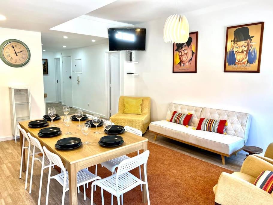Almada Big Flat Next To Lisbon And Caparica Beach Ngoại thất bức ảnh