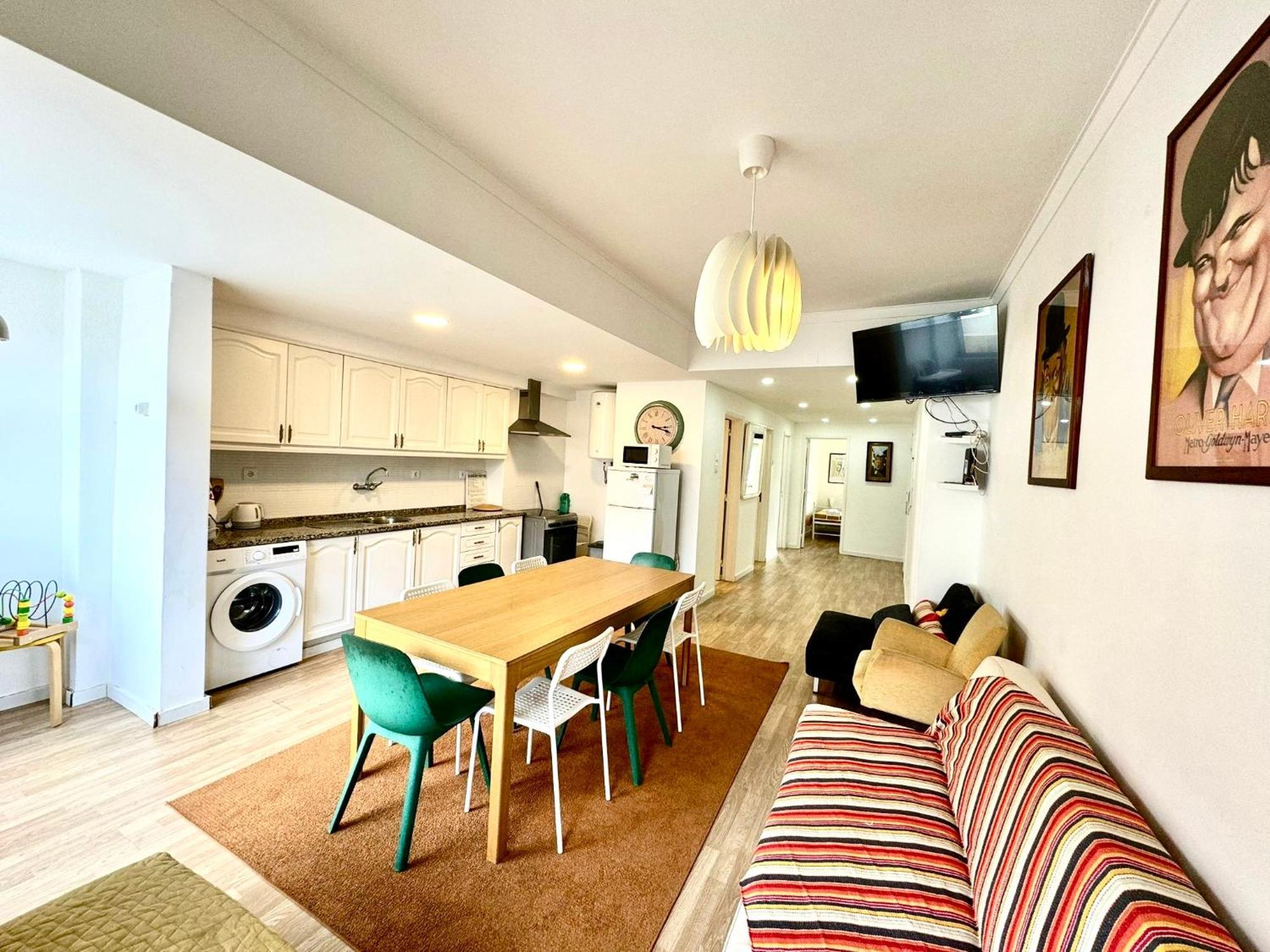 Almada Big Flat Next To Lisbon And Caparica Beach Ngoại thất bức ảnh
